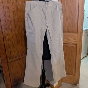 EDDIE BAUER "Rainier" Tech Pants,  Tan, Mns Sz 32x30, NWT!!!
